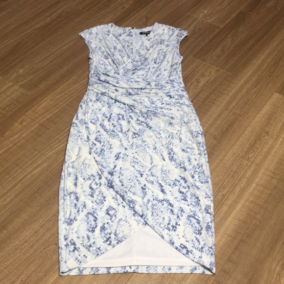 DKNY dress size 2 - Picture 2 of 10